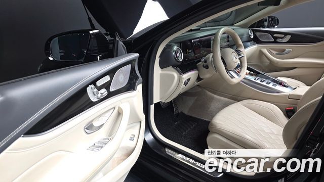 Mercedes-Benz AMG GT 2022 — photo 11