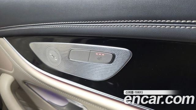 Mercedes-Benz AMG GT 2022 — photo 19