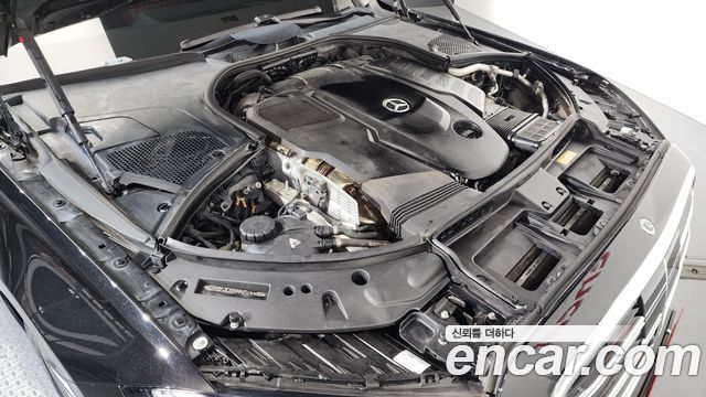 Mercedes-Benz S-Class 2021 — photo 6