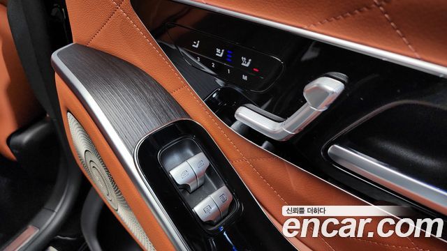Mercedes-Benz S-Class 2021 — photo 19