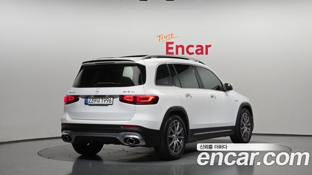 Mercedes-Benz GLB-Class 2021 — photo 2
