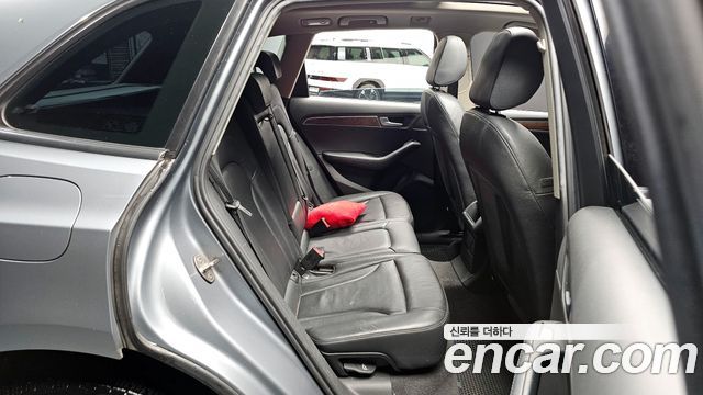 Audi Q5 2012 — photo 11