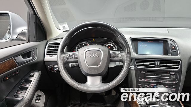 Audi Q5 2012 — photo 13