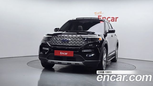 Ford Explorer 2023 — photo 3