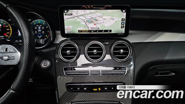 Mercedes-Benz GLC-Class 2022 — photo 14