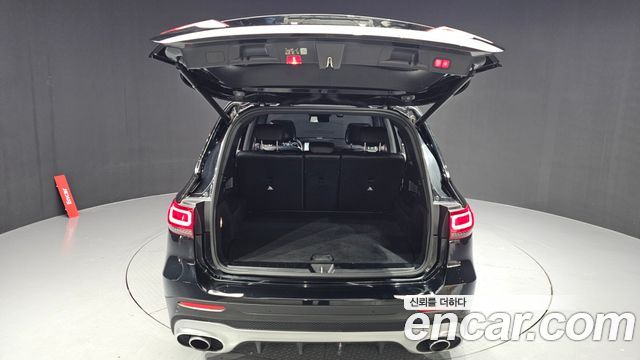 Mercedes-Benz GLB-Class 2023 — photo 20