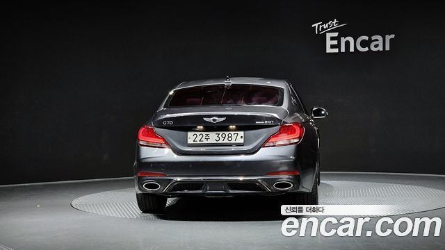 Genesis G70 2018 — photo 4