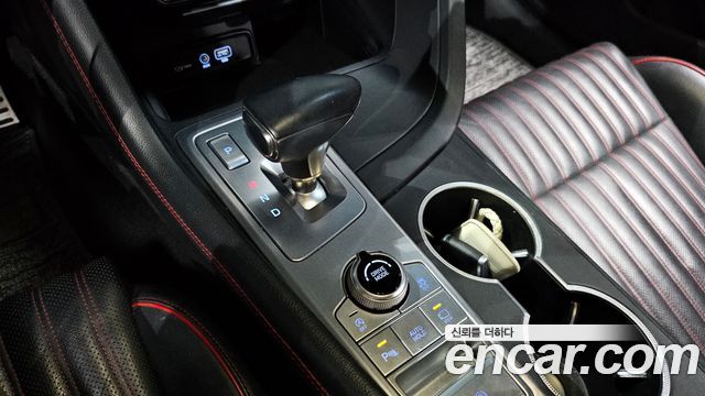 Genesis G70 2018 — photo 9