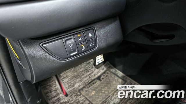 Genesis G70 2018 — photo 16