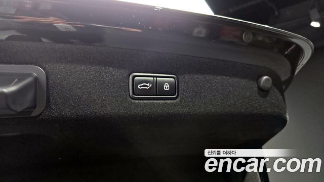 Kia K9 2019 — photo 20
