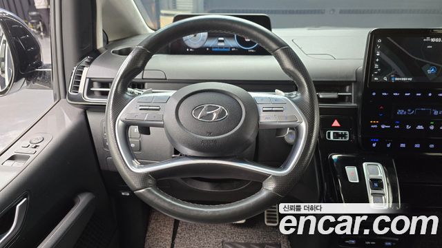 Hyundai Staria 2022 — photo 13