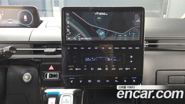 Hyundai Staria 2022 — photo 17