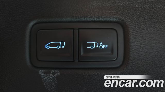 Hyundai Staria 2022 — photo 20
