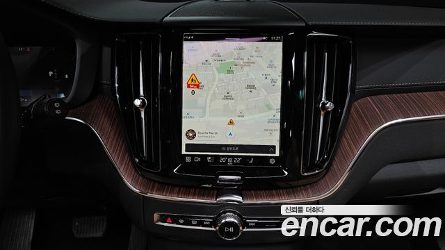 Volvo XC60 2024 — photo 14