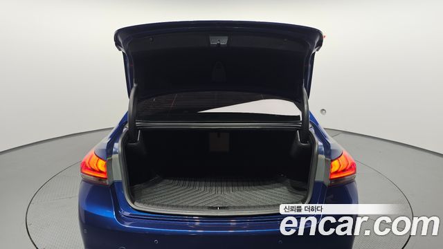 Hyundai Genesis 2016 — photo 20