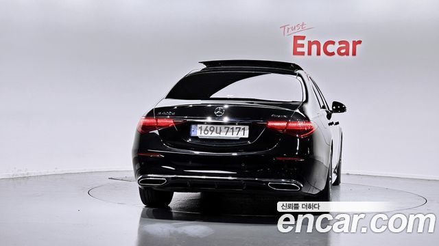 Mercedes-Benz S-Class 2022 — photo 4