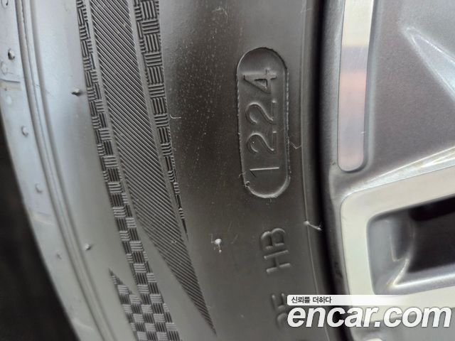 Mercedes-Benz S-Class 2022 — photo 16