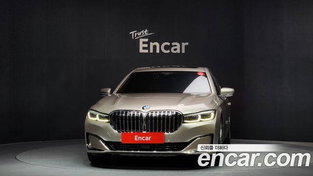 BMW 7-Series 2021 — photo 3