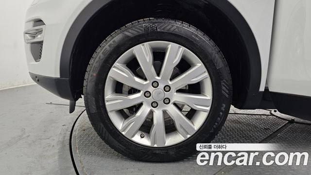 Land Rover Discovery Sport 2016 — photo 5