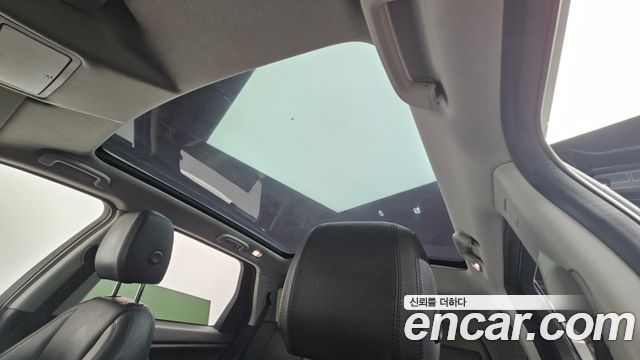 Land Rover Discovery Sport 2016 — photo 19