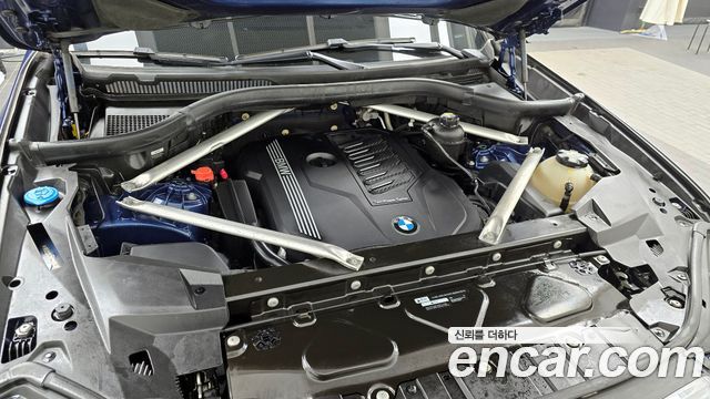 BMW X5 2021 — photo 6