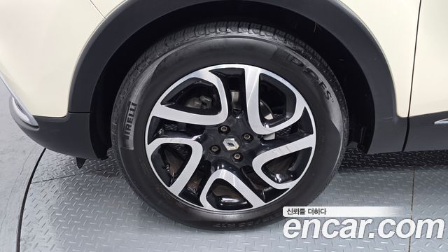 Renault Korea QM3 2014 — photo 5