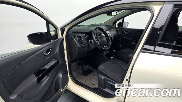 Renault Korea QM3 2014 — photo 11