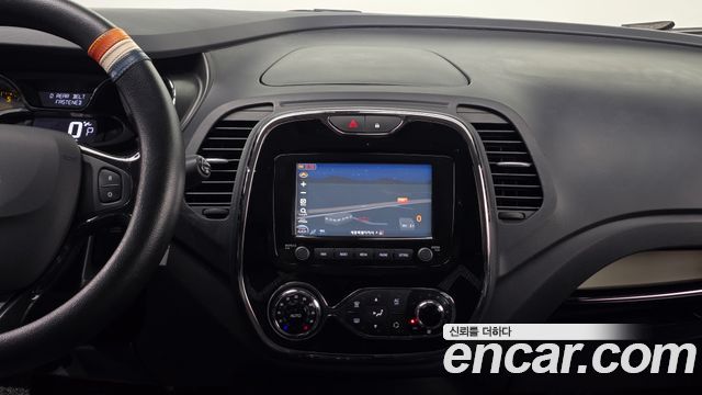 Renault Korea QM3 2014 — photo 15