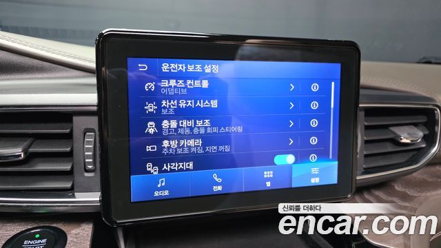 Ford Explorer 2021 — photo 17
