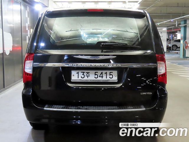Chrysler Grand Voyager 2014 — photo 4