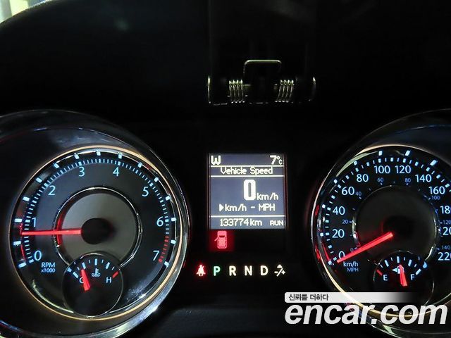 Chrysler Grand Voyager 2014 — photo 8