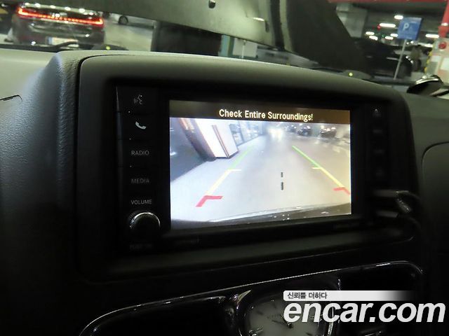 Chrysler Grand Voyager 2014 — photo 10