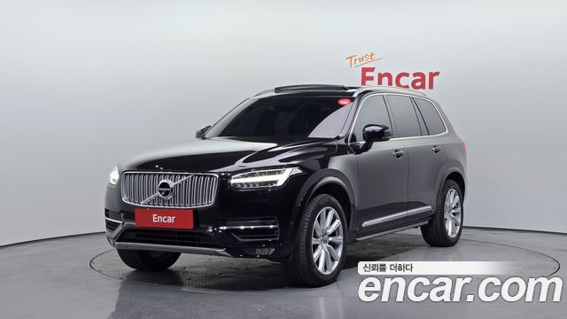 Volvo XC90 2017 — photo 1