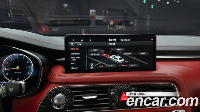 Genesis G70 2022 — photo 16