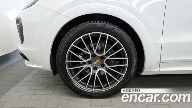 Porsche Cayenne 2019 — photo 5
