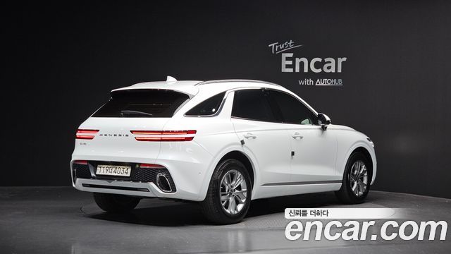 Genesis GV70 2022 — photo 2