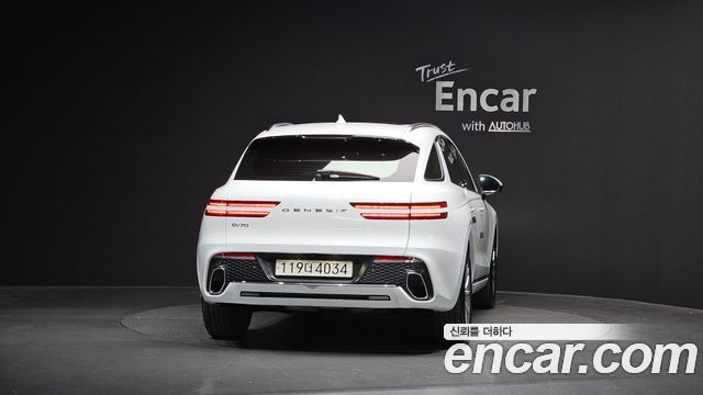 Genesis GV70 2022 — photo 4