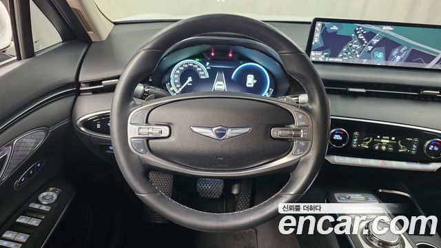 Genesis GV70 2022 — photo 13