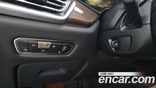 BMW X5 2022 — photo 18