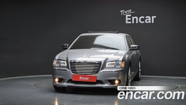 Chrysler 300C 2013 — photo 3