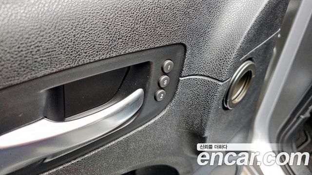 Chrysler 300C 2013 — photo 17