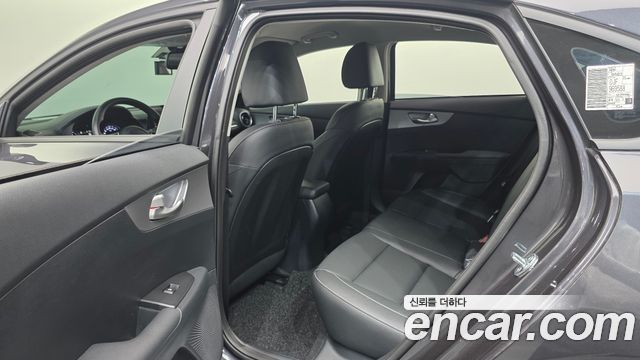 Kia K3 2024 — photo 18