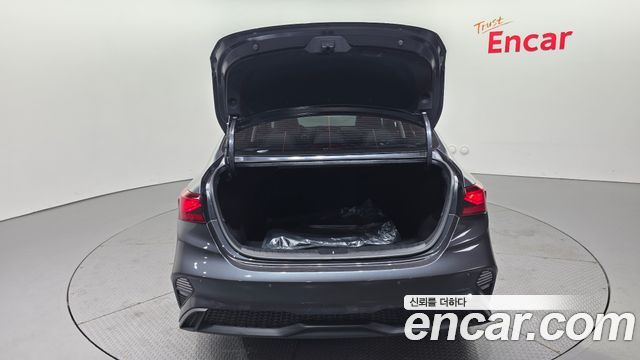 Kia K3 2024 — photo 20