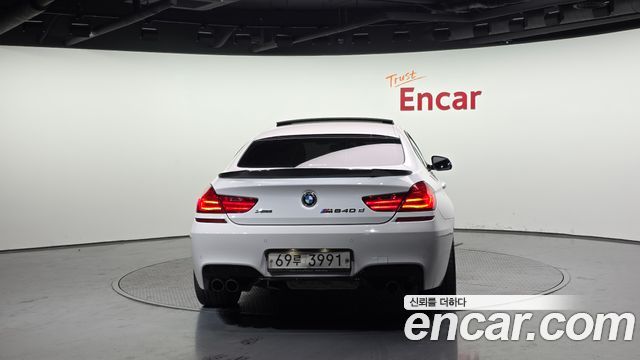 BMW 6-Series 2018 — photo 4