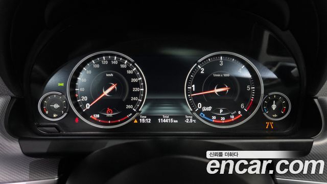 BMW 6-Series 2018 — photo 8