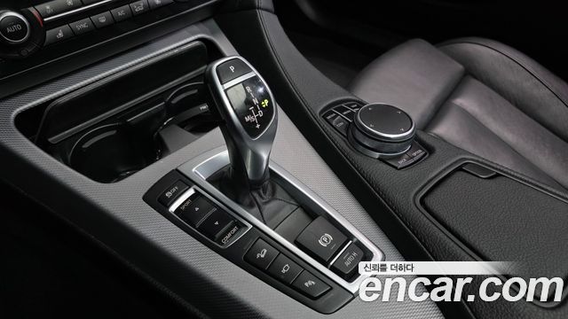 BMW 6-Series 2018 — photo 9