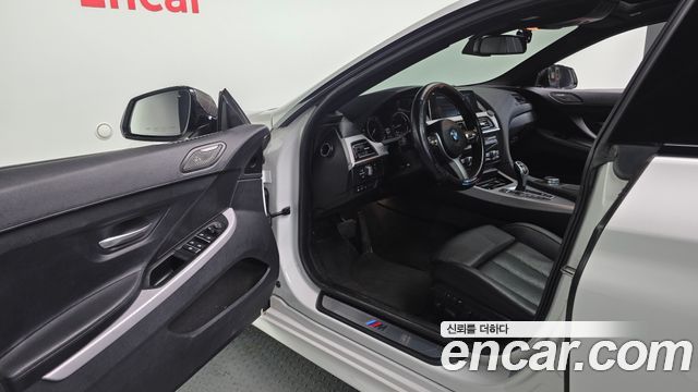 BMW 6-Series 2018 — photo 10