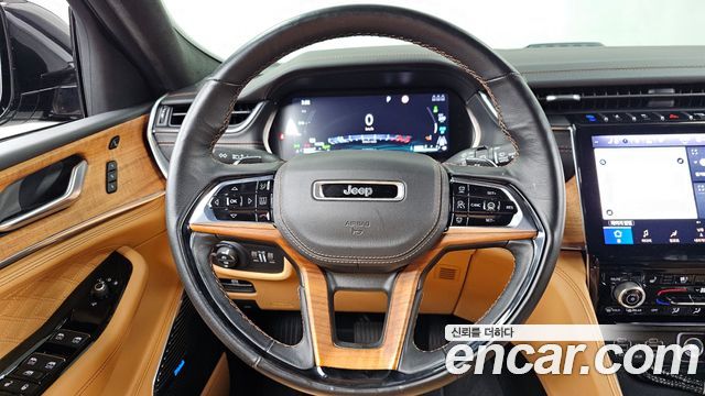Jeep Cherokee 2023 — photo 13