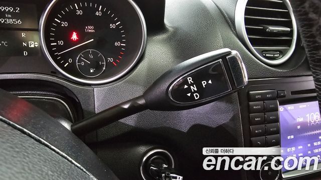 Mercedes-Benz M-class 2006 — photo 9