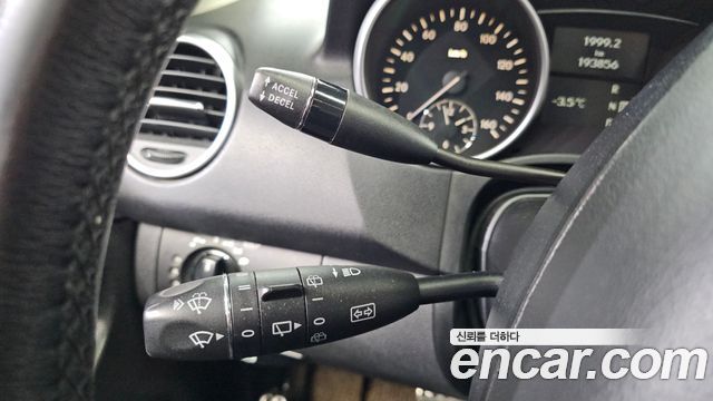 Mercedes-Benz M-class 2006 — photo 16